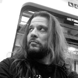 Lloret Blackburn, Victor